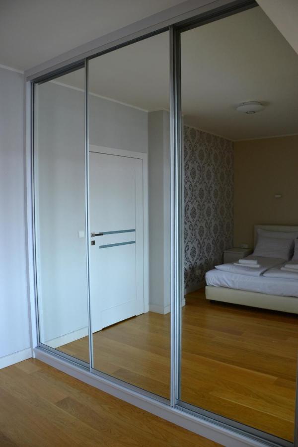 Apartamenty Centrum Nad Motlawa Z Widokiem Na Patio Z Balkonem Gdansk Luaran gambar